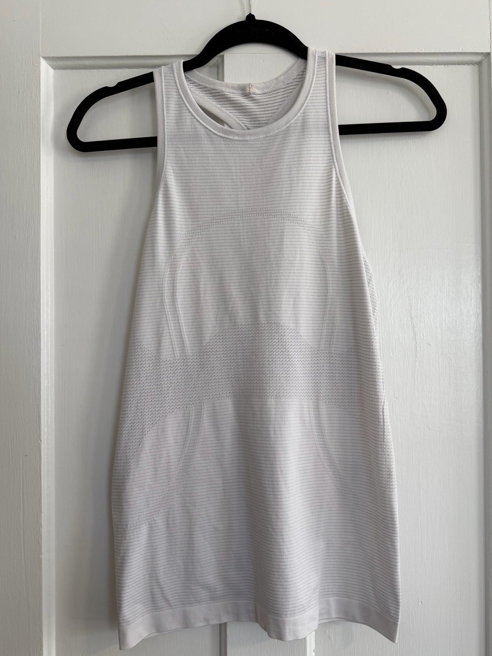 Lululemon T-Back Swiftly Tech Tank Size 6 - Picture 2 of 7